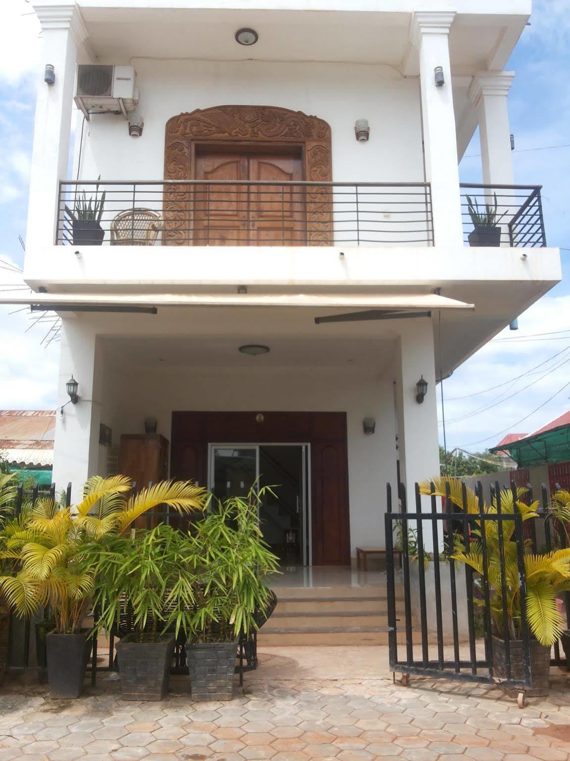 Royal Sok Chhan Siem Reap Dış mekan fotoğraf